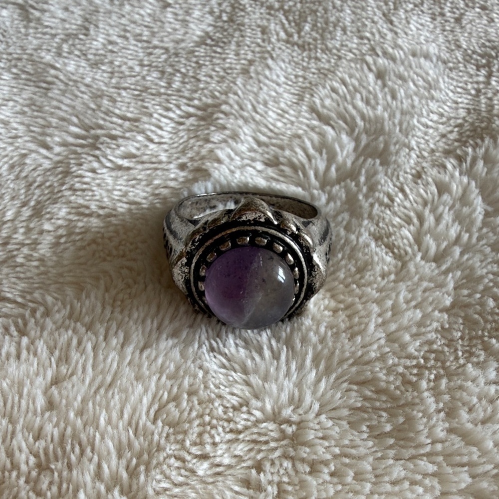 Silver-Tone Amethyst Cabochon Statement Ring - Purple